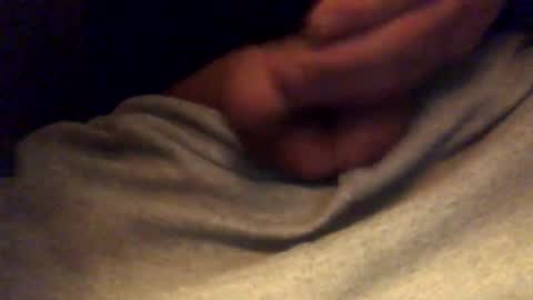 Snapshot of grinditonmyface420 chatting on November 23, 9:42 am grinditonmyface420 online show from November 23, 9:42 am