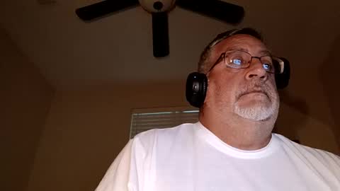 Snapshot of gripthisniceandhard001 chatting on October 27, 5:55 am gripthisniceandhard001 online show from October 27, 5:55 am