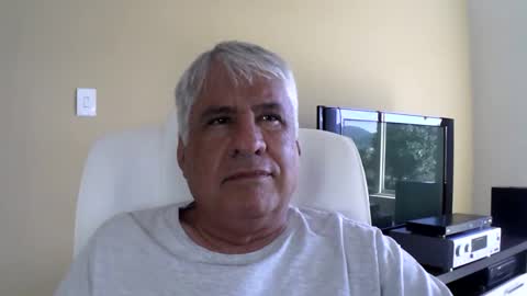 grisa01 online show from April 27, 1:31 pm