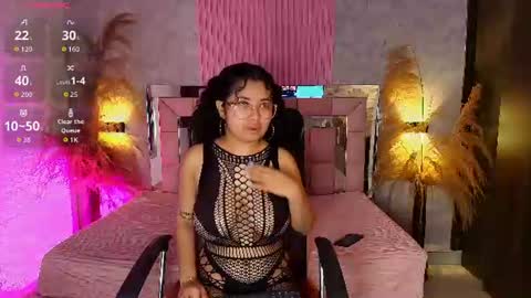 Snapshot of griselle_rousse chatting on June 13, 12:25 pm online show from June 13, 12:25 pm