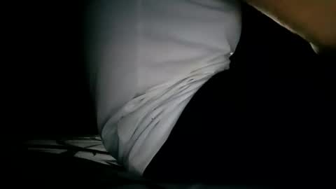 Snapshot of grly_boy chatting on November 11, 3:17 am bigW2M online show from November 11, 3:17 am