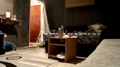 Snapshot of grly_boy chatting on December 21, 9:22 pm bigW2M online show from December 21, 9:22 pm