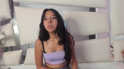 Snapshot of grupojade chatting on January 30, 10:41 pm grupojade online show from January 30, 10:41 pm