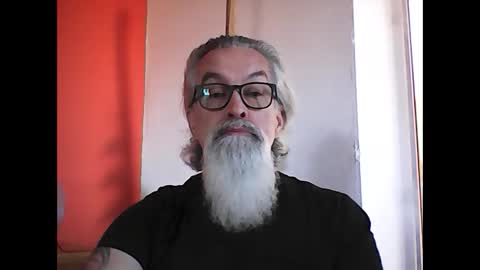 Snapshot of grybear60 chatting on February 4, 12:00 pm Grybear online show from February 4, 12:00 pm