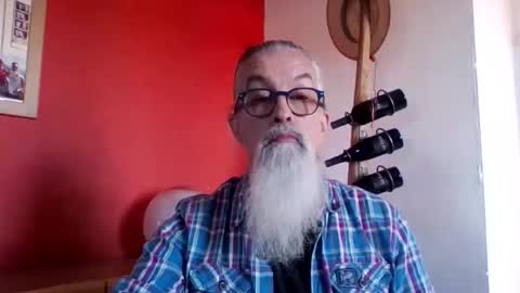 Snapshot of grybear60 chatting on January 6, 11:58 am Grybear online show from January 6, 11:58 am