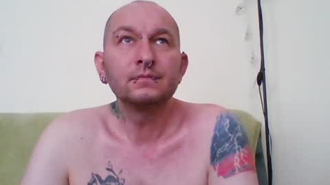 grzegorz40 online show from July 10, 8:29 am
