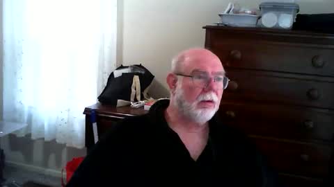 Snapshot of gtnolder60 chatting on May 5, 11:29 am Gary online show from May 5, 11:29 am