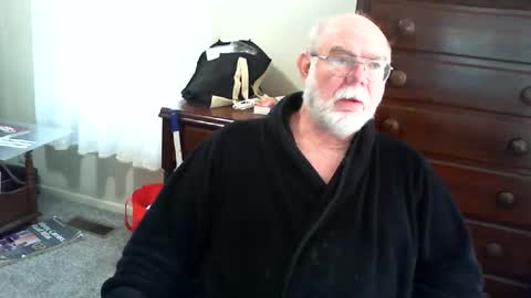 Snapshot of gtnolder60 chatting on May 7, 11:48 am Gary online show from May 7, 11:48 am
