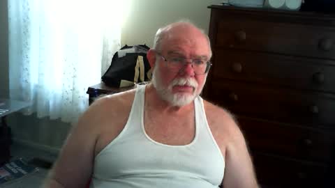 Snapshot of gtnolder60 chatting on May 11, 1:28 pm Gary online show from May 11, 1:28 pm