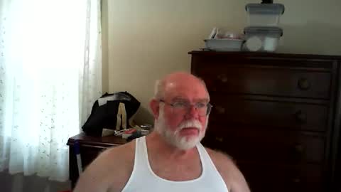 Snapshot of gtnolder60 chatting on May 20, 1:17 pm Gary online show from May 20, 1:17 pm