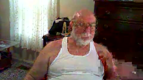 Snapshot of gtnolder60 chatting on May 22, 1:17 pm Gary online show from May 22, 1:17 pm