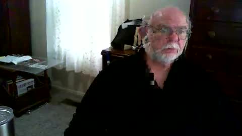 Snapshot of gtnolder60 chatting on May 24, 11:48 am Gary online show from May 24, 11:48 am