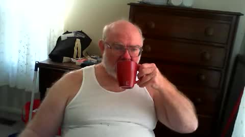 Snapshot of gtnolder60 chatting on June 3, 1:36 pm Gary online show from June 3, 1:36 pm