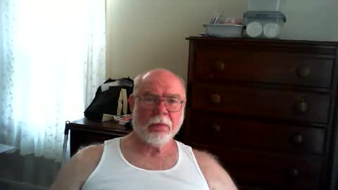 Snapshot of gtnolder60 chatting on June 8, 12:49 pm Gary online show from June 8, 12:49 pm
