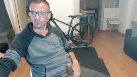 guachin_new online show from November 23, 4:23 am