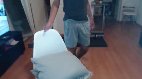 guachin_new online show from December 17, 6:36 pm