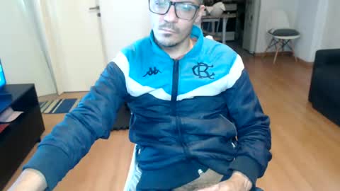 guachin_new online show from June 15, 4:58 am