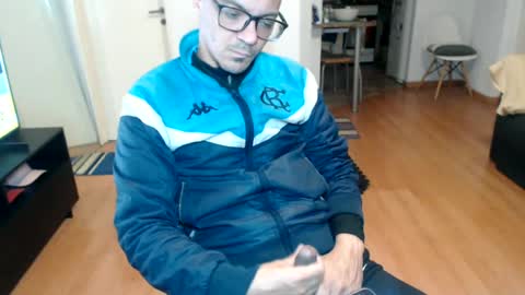 Snapshot of guachin_new chatting on June 21, 11:07 pm guachin_new online show from June 21, 11:07 pm