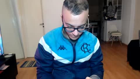 Snapshot of guachin_new chatting on July 26, 1:03 am guachin_new online show from July 26, 1:03 am