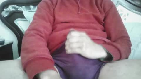 Snapshot of guapete_21x chatting on April 15, 4:03 pm guapete 21x online show from April 15, 4:03 pm