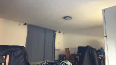 guardiannif_ online show from February 26, 3:42 am