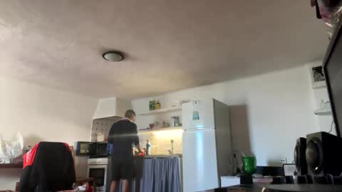 guardiannif_ online show from January 6, 9:24 am