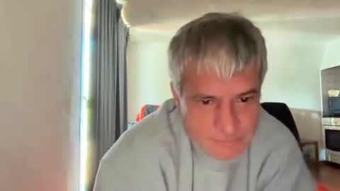 guardiannif_ online show from January 10, 11:12 am