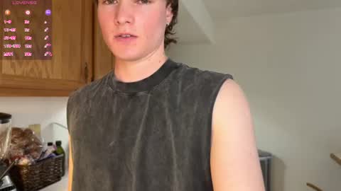 gucciboi4 online show from August 8, 3:36 pm