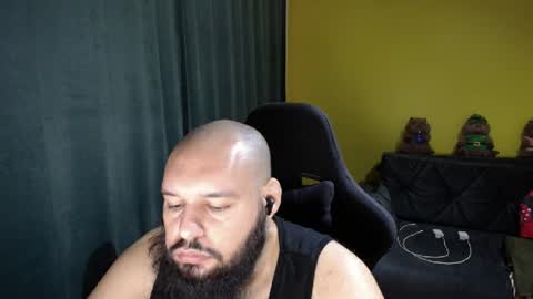 Snapshot of guessswho24 chatting on November 27, 1:07 am Ayan online show from November 27, 1:07 am