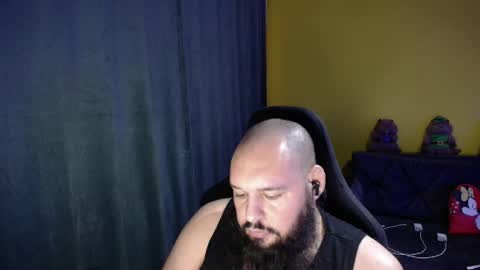 Snapshot of guessswho24 chatting on December 18, 12:17 am Ayan online show from December 18, 12:17 am