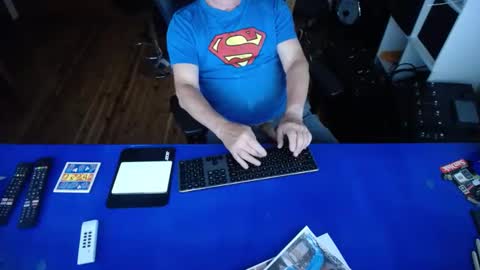 guesswhatigot2 online show from December 4, 7:39 am