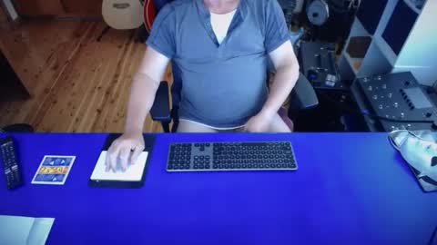 guesswhatigot2 online show from March 2, 7:21 am