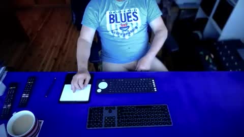 guesswhatigot2 online show from September 21, 3:41 am