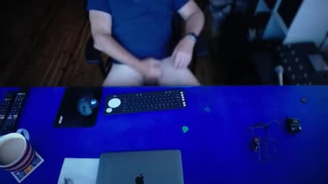 Snapshot of guesswhatigot2 chatting on February 25, 6:56 am guesswhatigot2 online show from February 25, 6:56 am