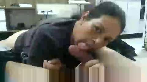 Guilika online show from May 24, 1:43 am
