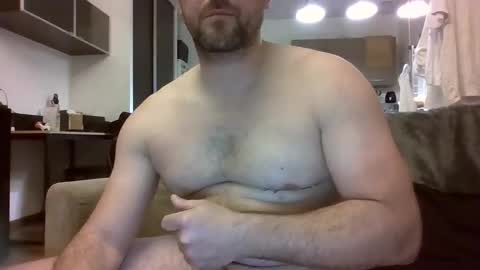 guigui84 online show from March 27, 12:49 am