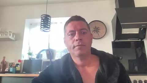 guil0 online show from September 12, 10:26 am