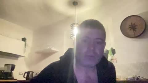 guil0 online show from January 11, 8:30 am