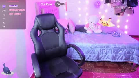 Hello Im Julieta Im 25 years old welcome to my room have fun and be happy. online show from January 23, 7:43 am