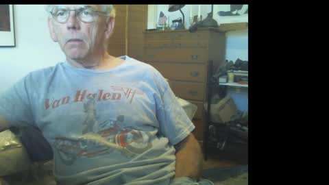 Snapshot of gulfcoast1952 chatting on May 16, 2:27 pm Roy online show from May 16, 2:27 pm