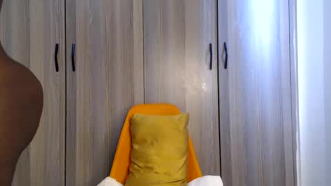 Miss Incredible online show from June 17, 11:34 am