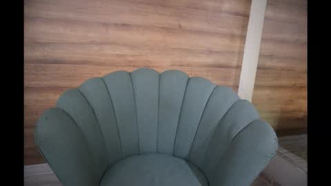 gummyluv online show from December 14, 6:01 pm