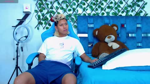 Hakim online show from March 2, 3:37 pm