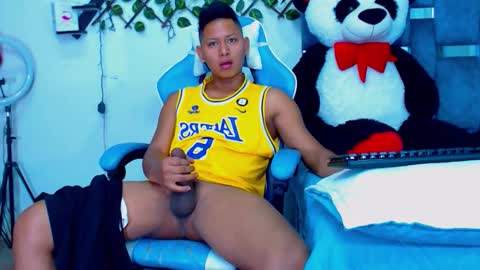 Hakim online show from March 15, 2:01 pm