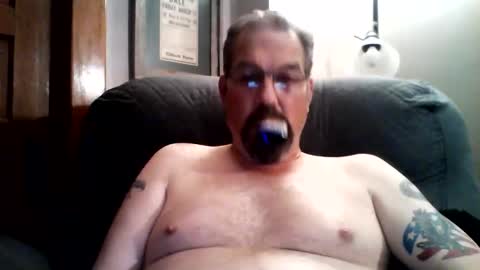 Snapshot of guy4fun8 chatting on September 24, 5:00 am guy4fun8 online show from September 24, 5:00 am