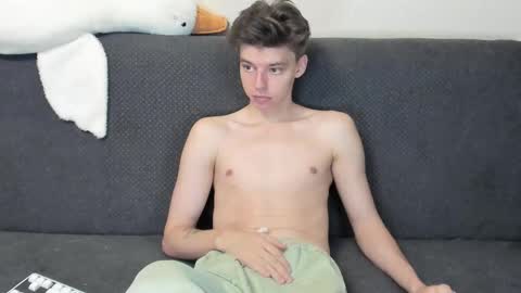 guy_liam1 online show from November 28, 2:09 pm