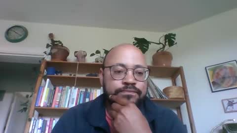 guy_wood15 online show from May 7, 8:20 am