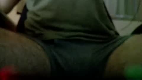 Snapshot of guyfromkent chatting on November 18, 10:09 am guyfromkent online show from November 18, 10:09 am