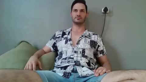 Snapshot of guyhardon chatting on March 11, 2:18 pm Guy Hardon online show from March 11, 2:18 pm