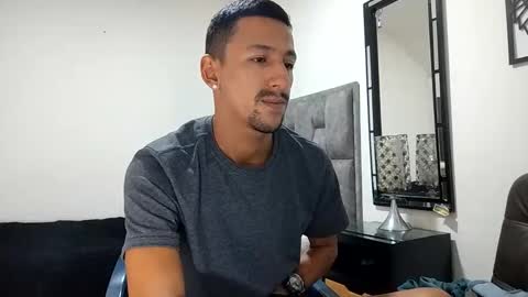 Snapshot of guykarim chatting on March 7, 3:18 pm karim online show from March 7, 3:18 pm